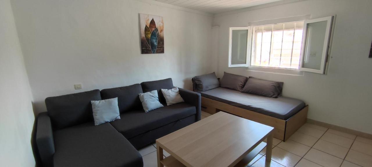 Appartement 45 M² Proche Du Centre Ville 吕内尔 外观 照片